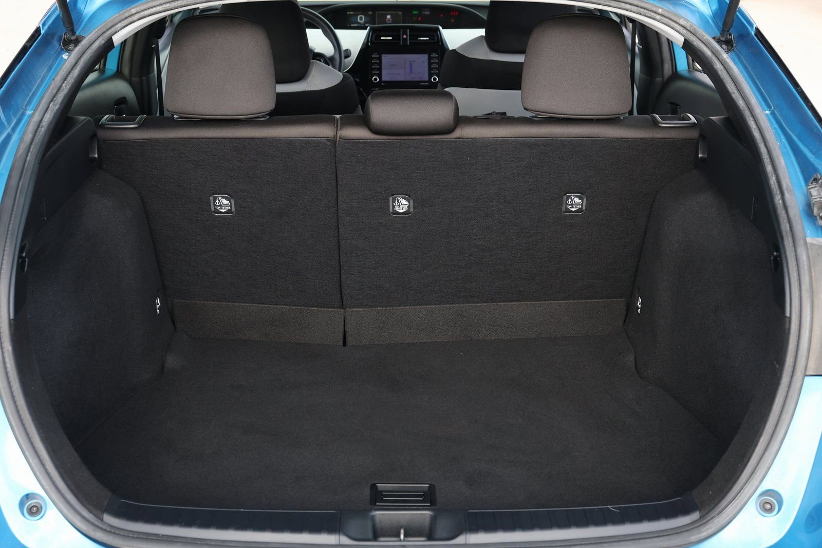 Used 2022 Toyota Prius L Eco image 31