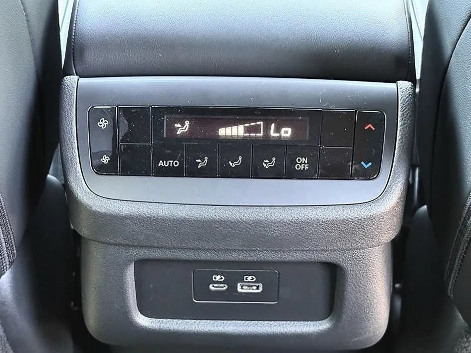 Used 2023 Nissan Pathfinder Rock Creek AWD/4WD image 44