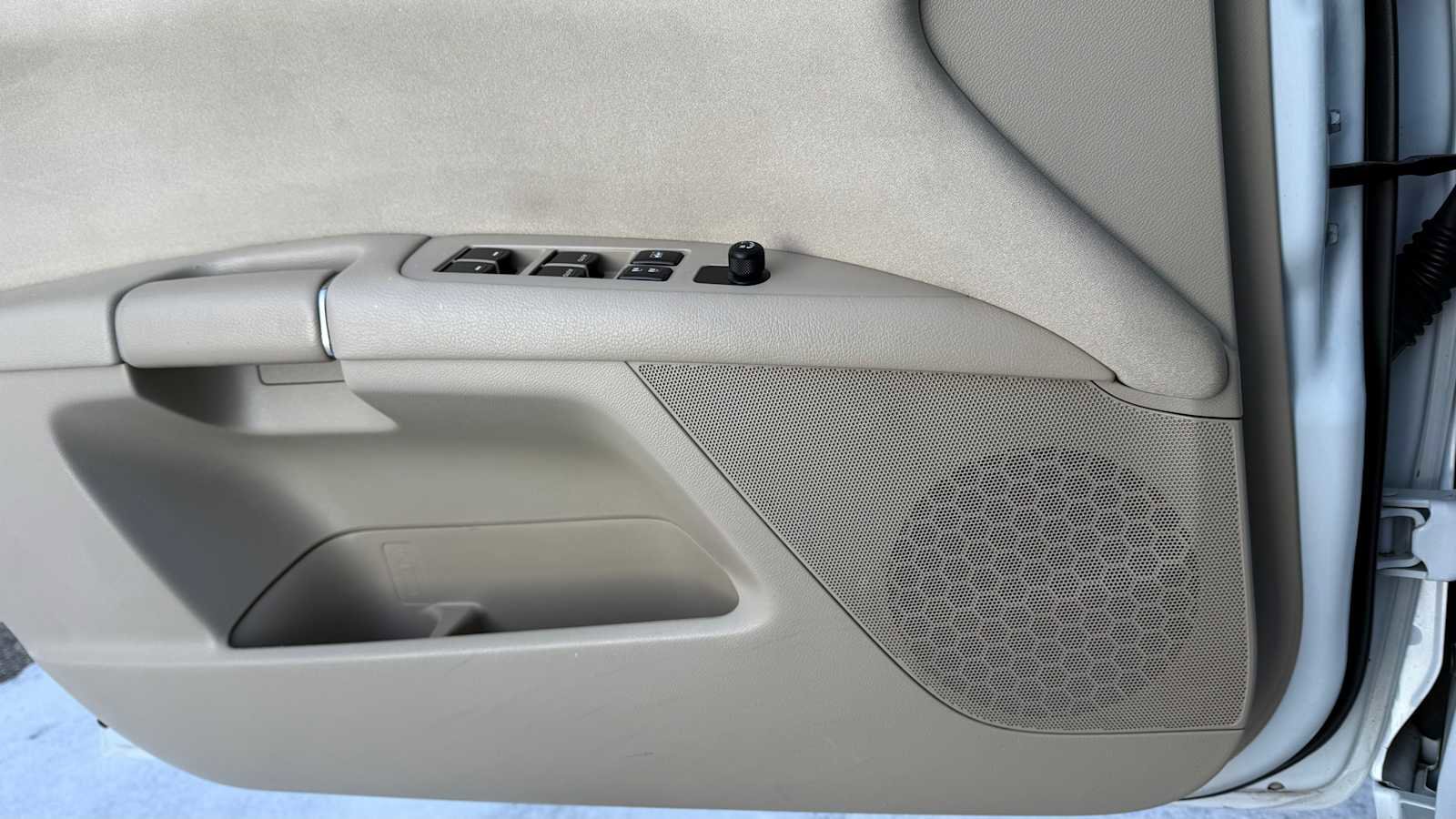 Used 2011 Suzuki Kizashi S image 13