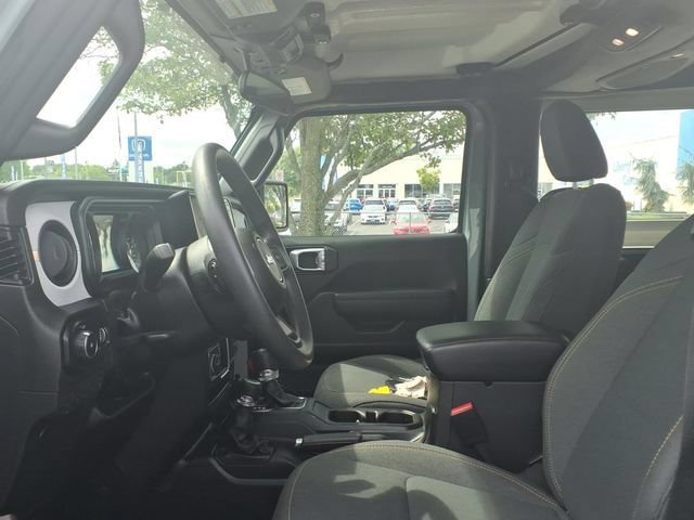 Used 2024 Jeep Wrangler Sport AWD/4WD image 17