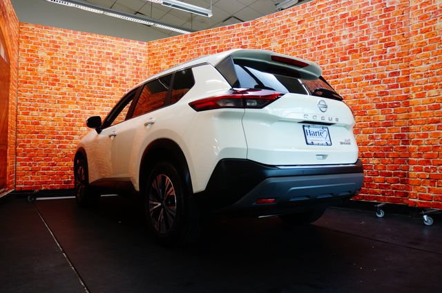 Certified 2023 Nissan Rogue SV w/ SV Premium B Package AWD/4WD image 8