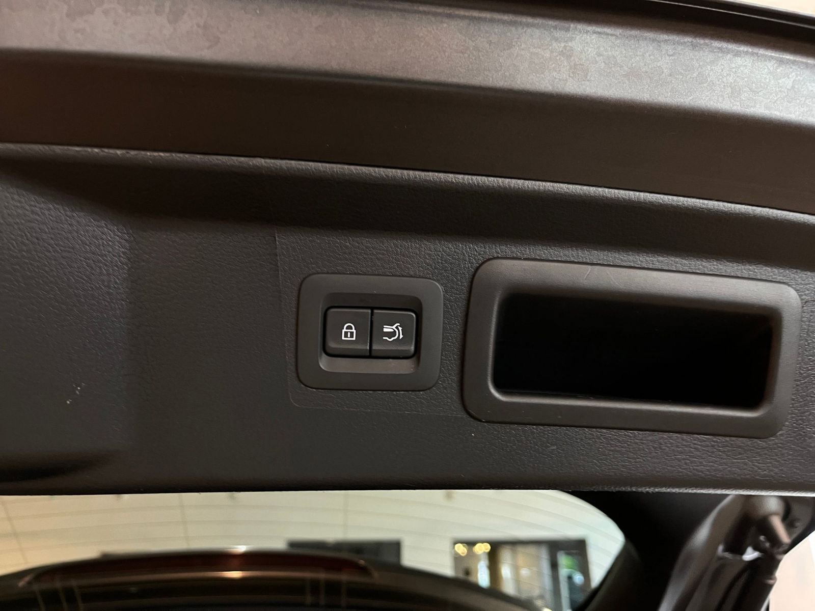 Used 2025 MAZDA CX-50 2.5 Hybrid w/ Premium Plus Pkg AWD/4WD image 23