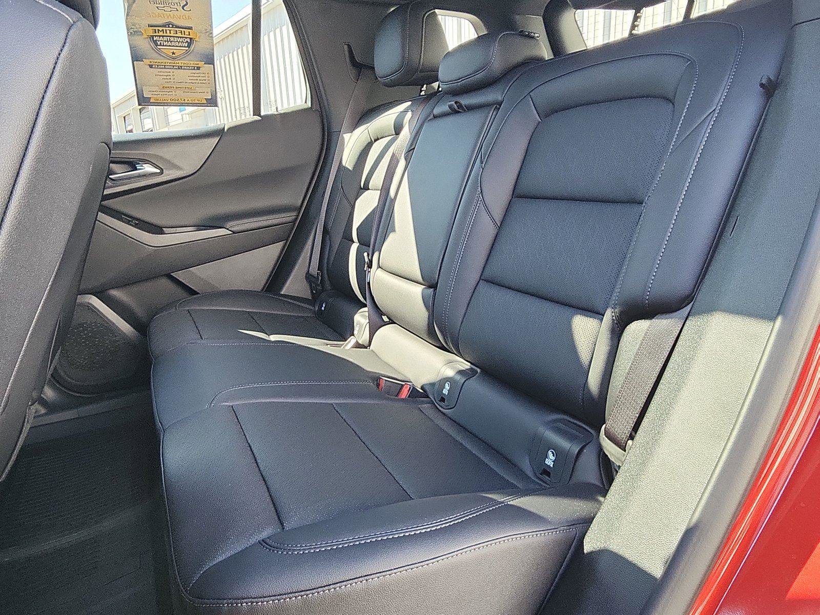 New 2026 Chevrolet Equinox LT w/ Convenience Package II image 23