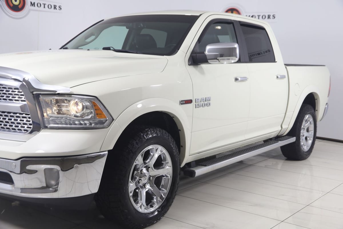 Used 2018 RAM 1500 Laramie w/ Convenience Group AWD/4WD image 44