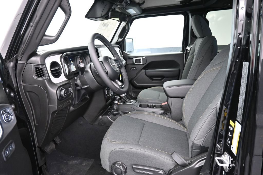 New 2026 Jeep Gladiator Sport AWD/4WD image 10