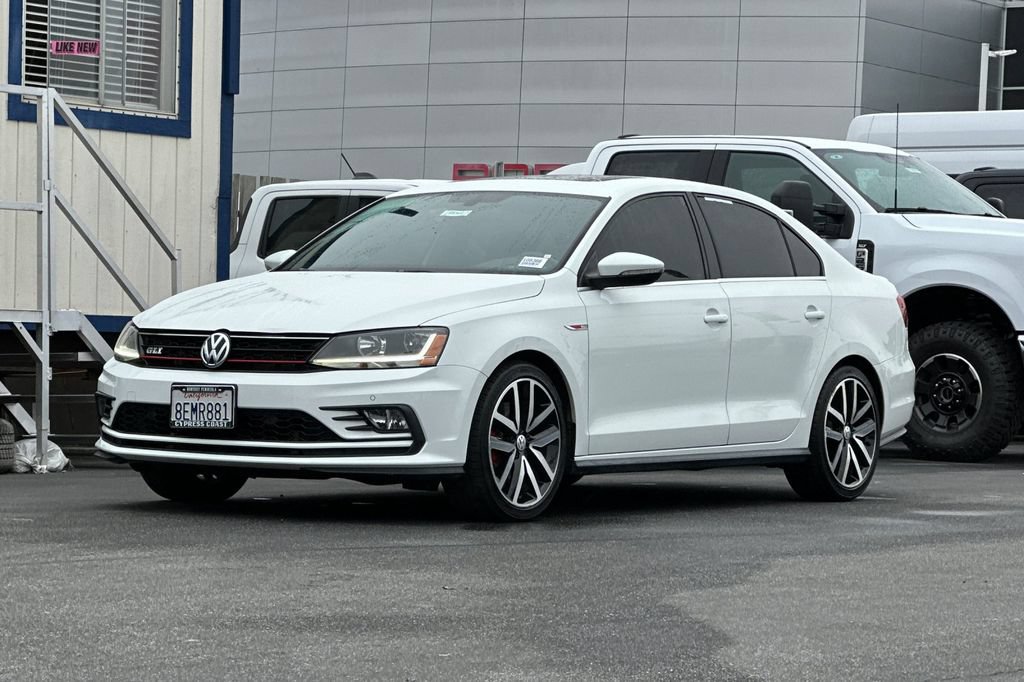Used 2018 Volkswagen Jetta GLI FWD image 8