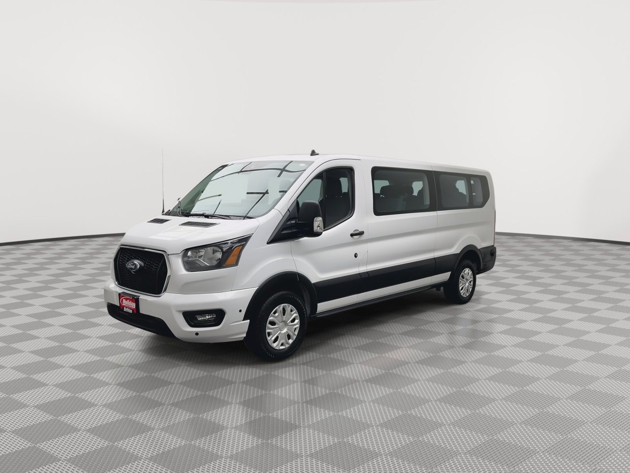 Used 2024 Ford Transit 350 XLT RWD image 31