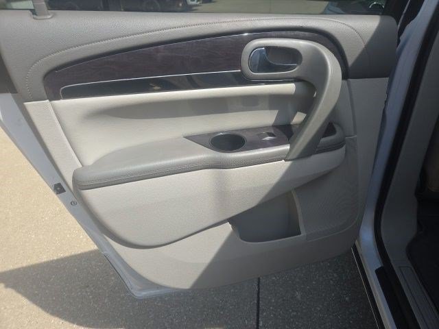 Used 2016 Buick Enclave Premium AWD/4WD image 14