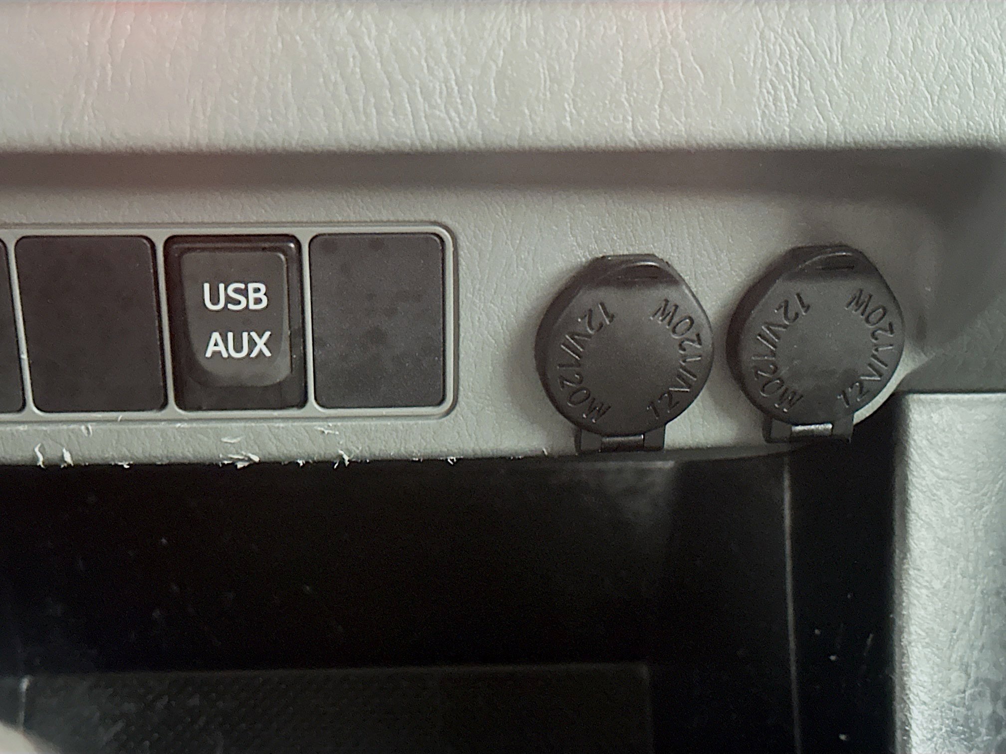 Used 2015 Toyota Tacoma PreRunner w/ SR5 Package image 25