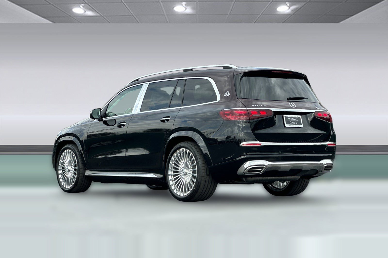 New 2026 Mercedes-Benz Maybach GLS 600 4MATIC image 3