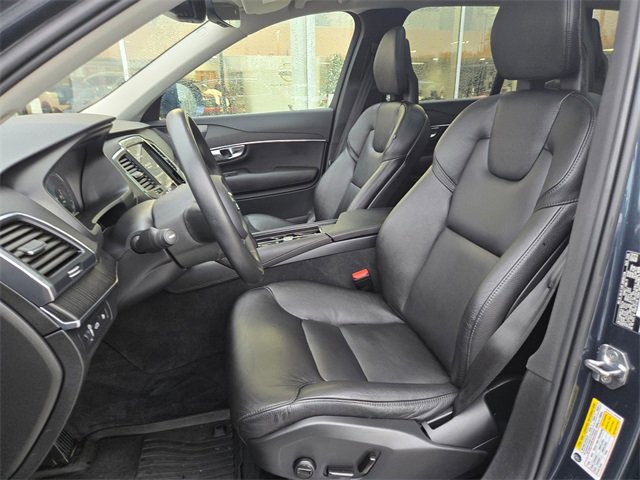 Used 2020 Volvo XC90 T8 Momentum w/ Protection Package image 23
