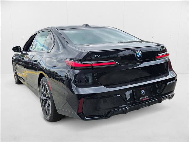 New 2025 BMW i7 xDrive60 w/ Premium Package AWD/4WD image 8
