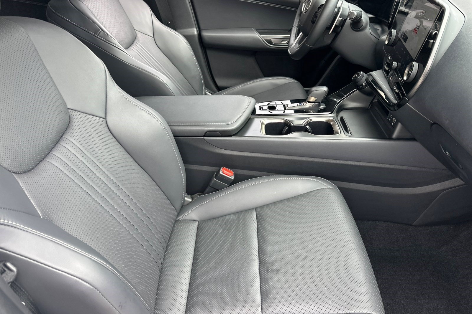 Certified 2025 Lexus NX 350h AWD w/ Premium Package image 30