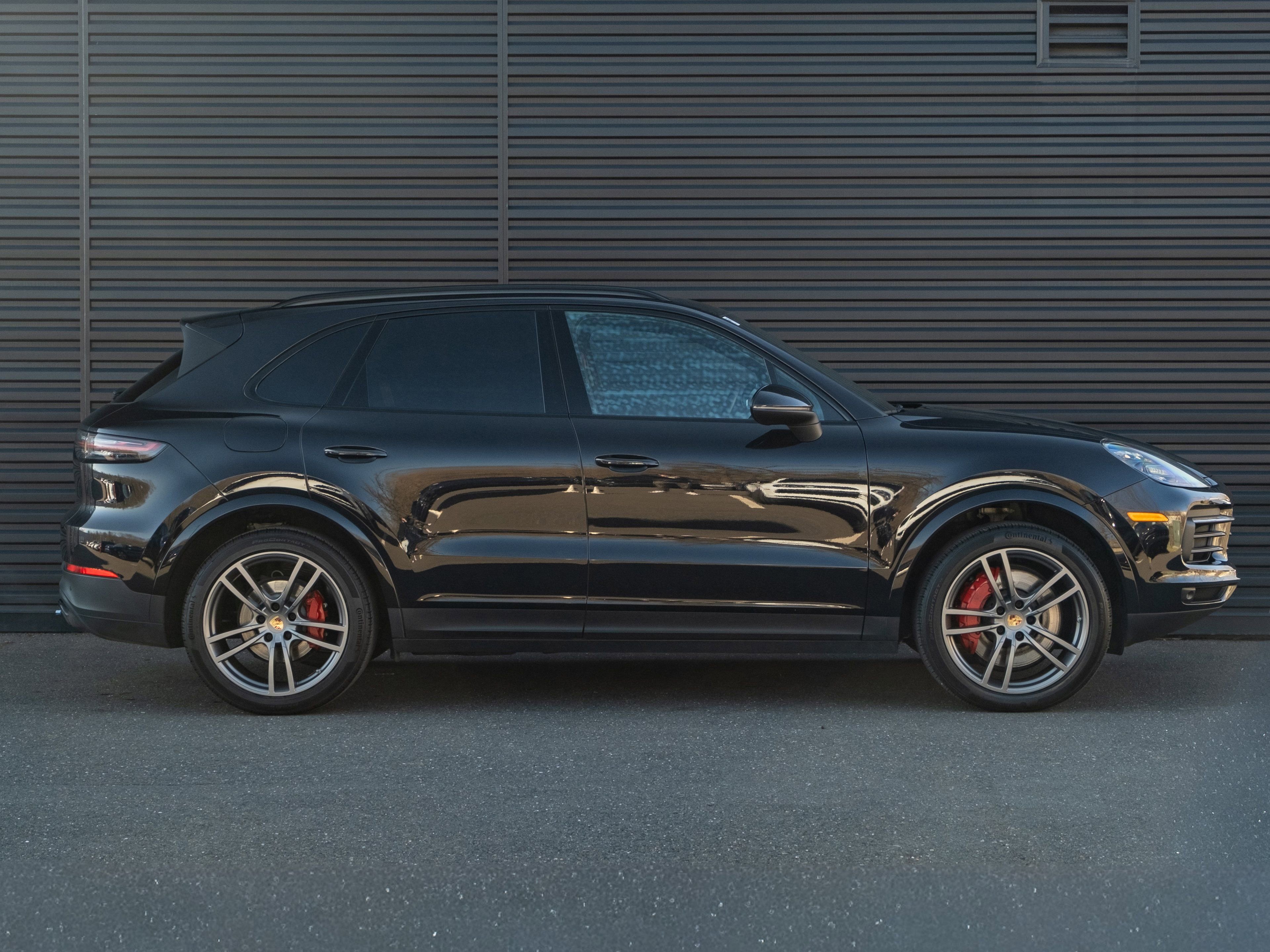 Certified 2022 Porsche Cayenne S Platinum image 9