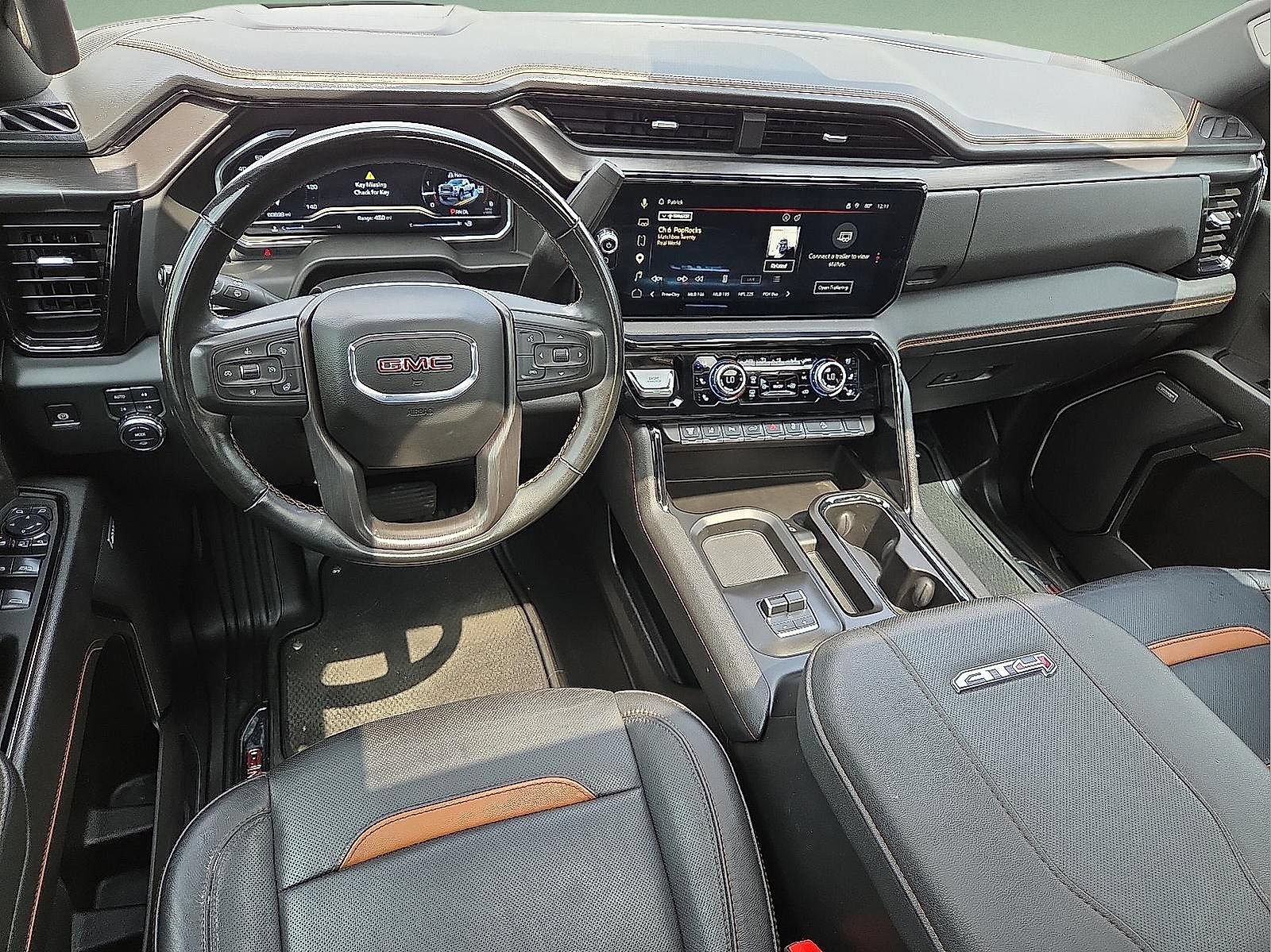 Used 2025 GMC Sierra 2500 AT4 w/ AT4 Premium Plus Package AWD/4WD image 6