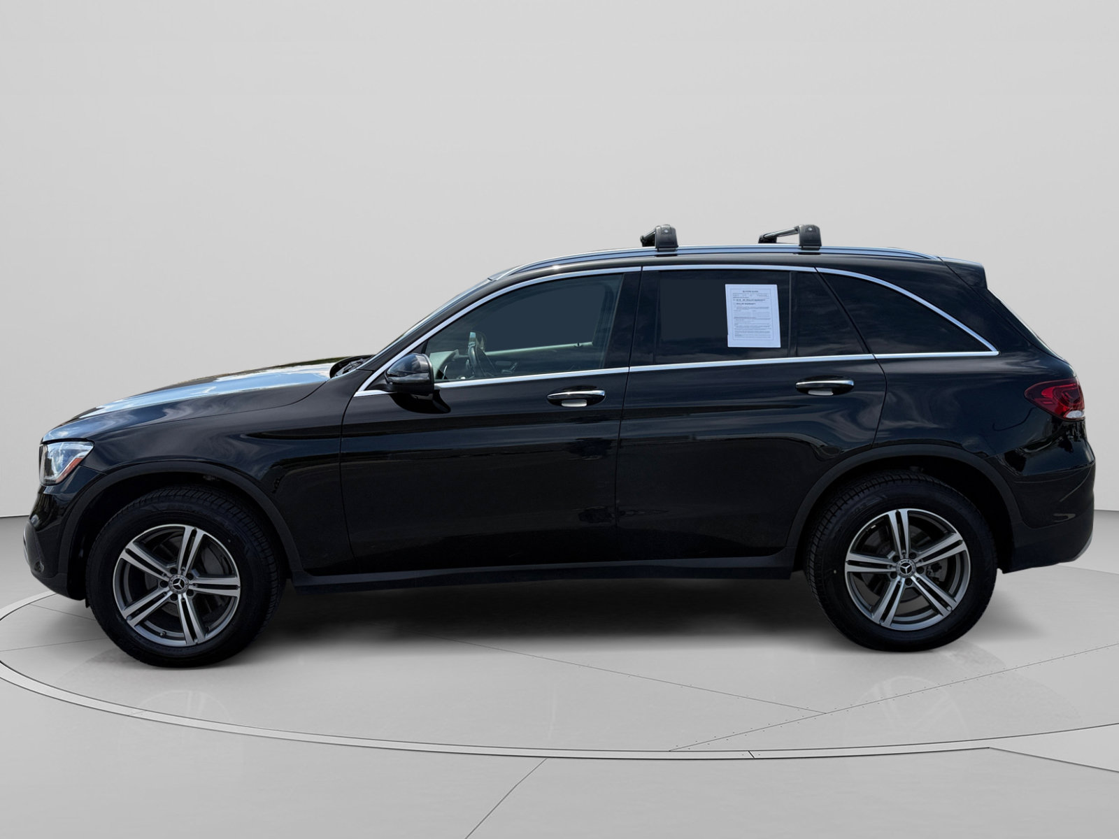 Used 2020 Mercedes-Benz GLC 300 4MATIC image 2