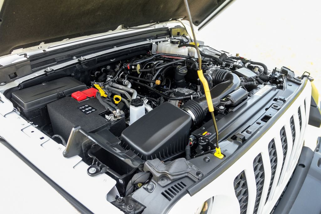 Used 2023 Jeep Gladiator Sport image 55