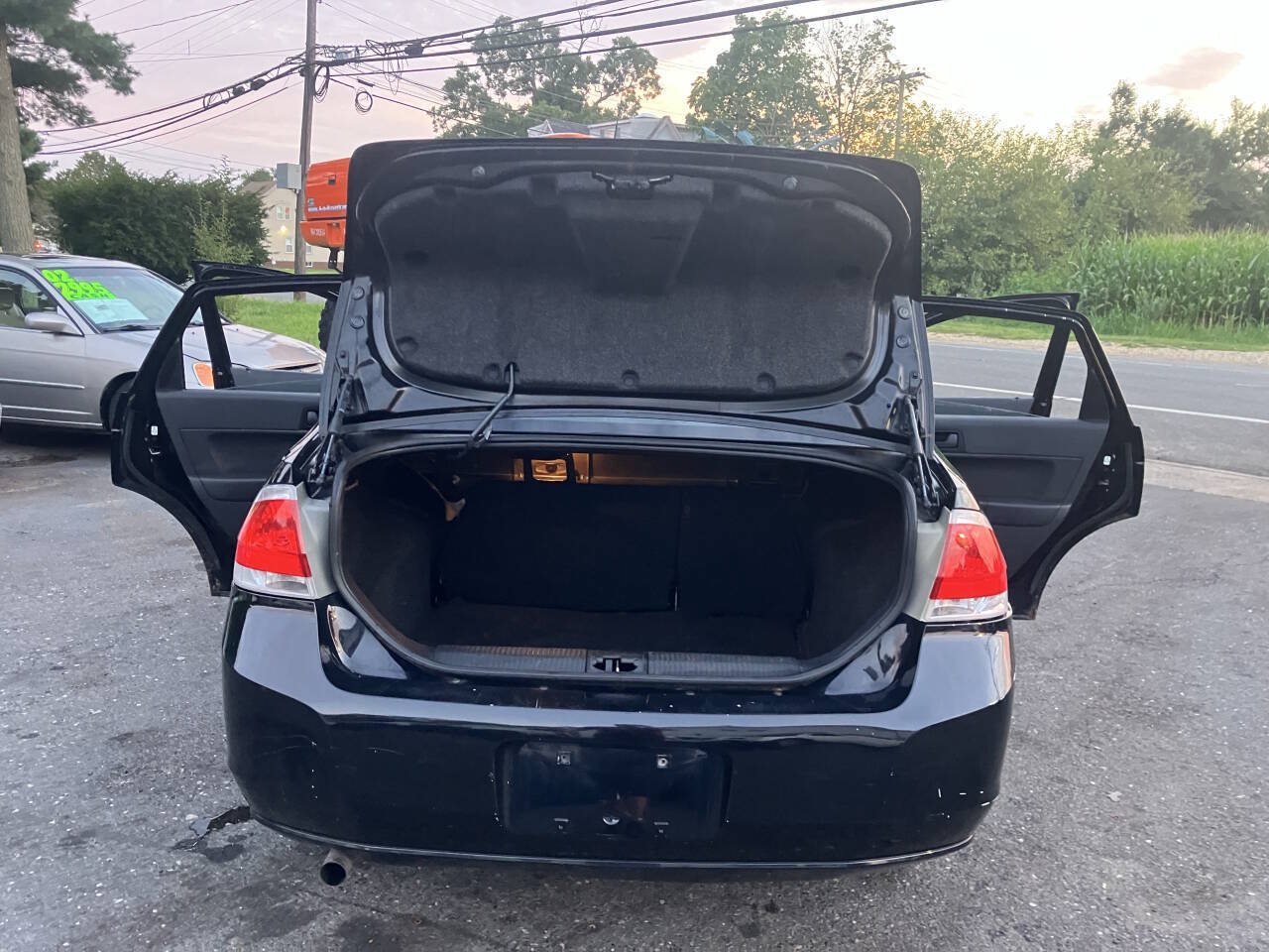 Used 2010 Ford Focus SE FWD image 33