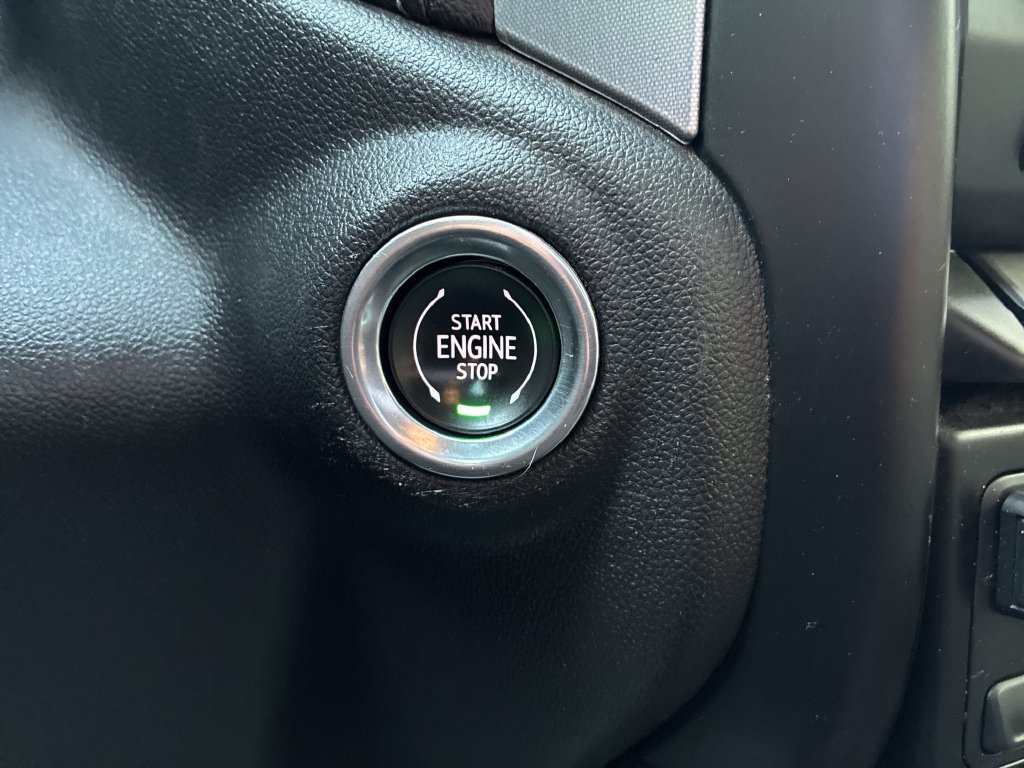 Used 2019 GMC Sierra 1500 SLT w/ SLT Premium Plus Package AWD/4WD image 31