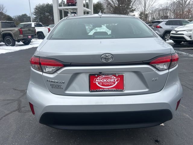 Used 2024 Toyota Corolla LE image 6