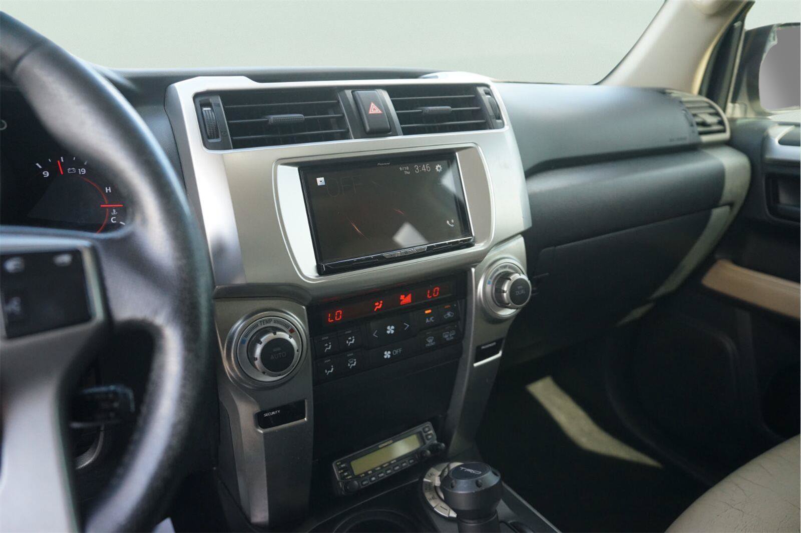 Used 2012 Toyota 4Runner Limited AWD/4WD image 27