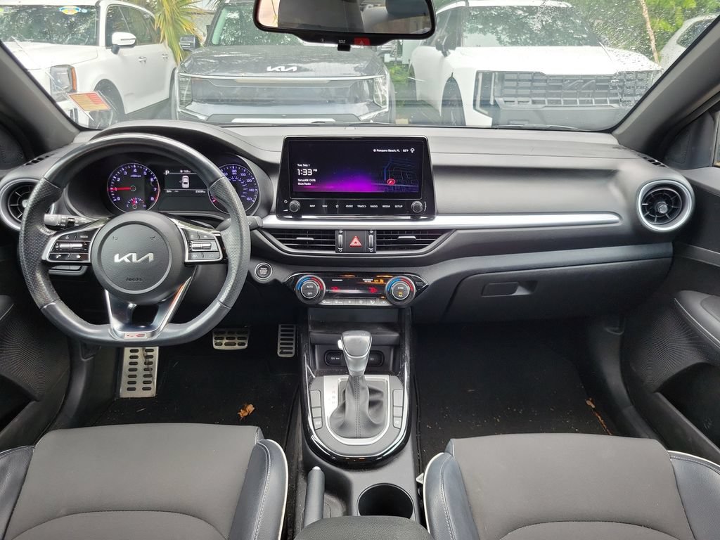 Certified 2023 Kia Forte GT-Line FWD image 3