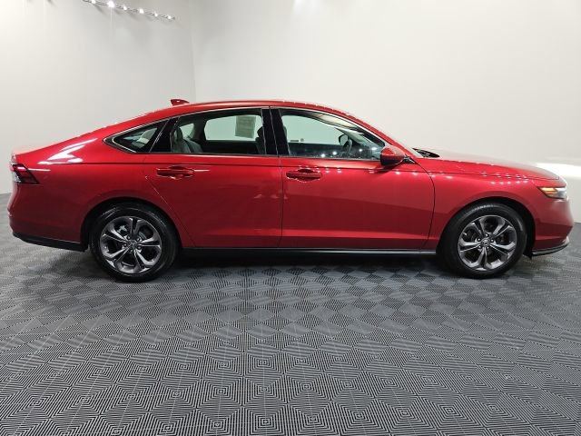 Certified 2024 Honda Accord EX image 7