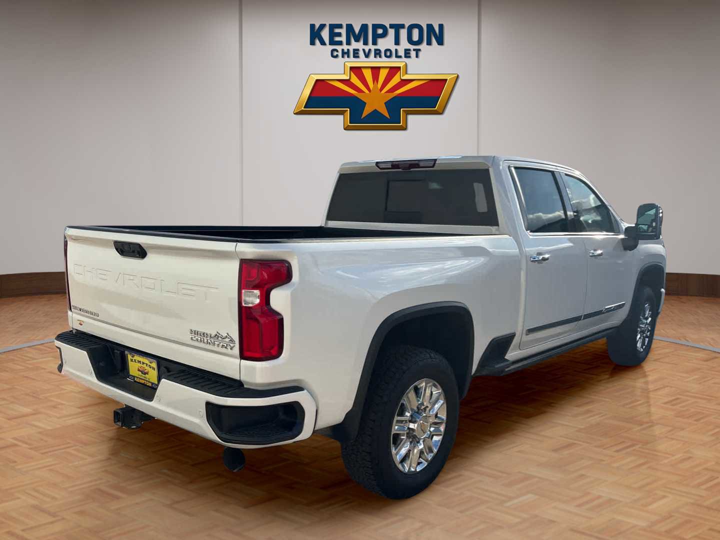 Used 2024 Chevrolet Silverado 3500 High Country w/ High Country Premium Package image 6