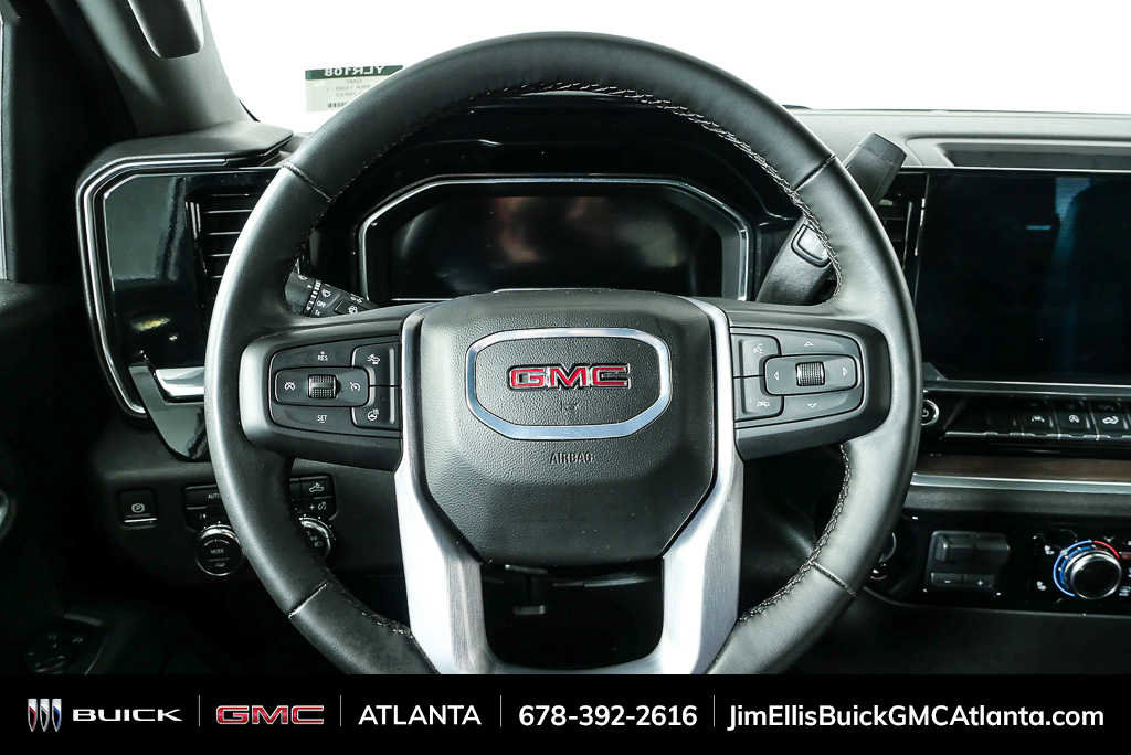 Used 2025 GMC Sierra 1500 SLT AWD/4WD image 9