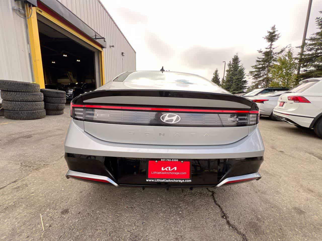 Used 2025 Hyundai Sonata SEL FWD image 27