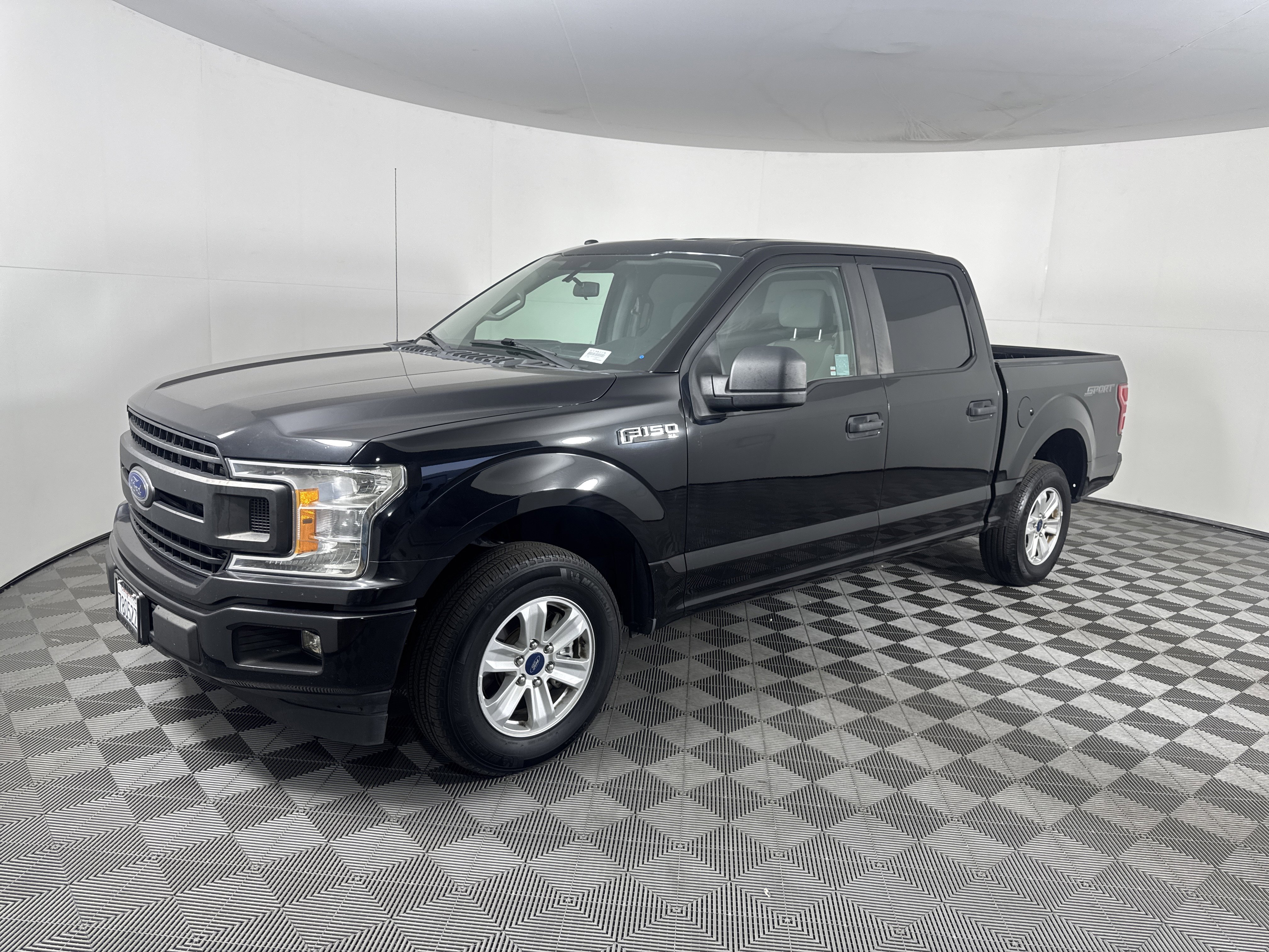 Used 2019 Ford F150 XL w/ Equipment Group 101A Mid image 8