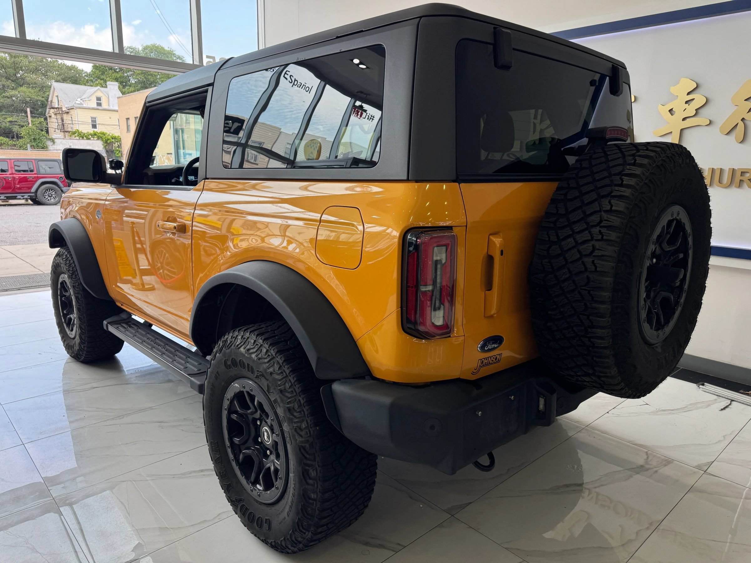Used 2021 Ford Bronco Wildtrak AWD/4WD image 5
