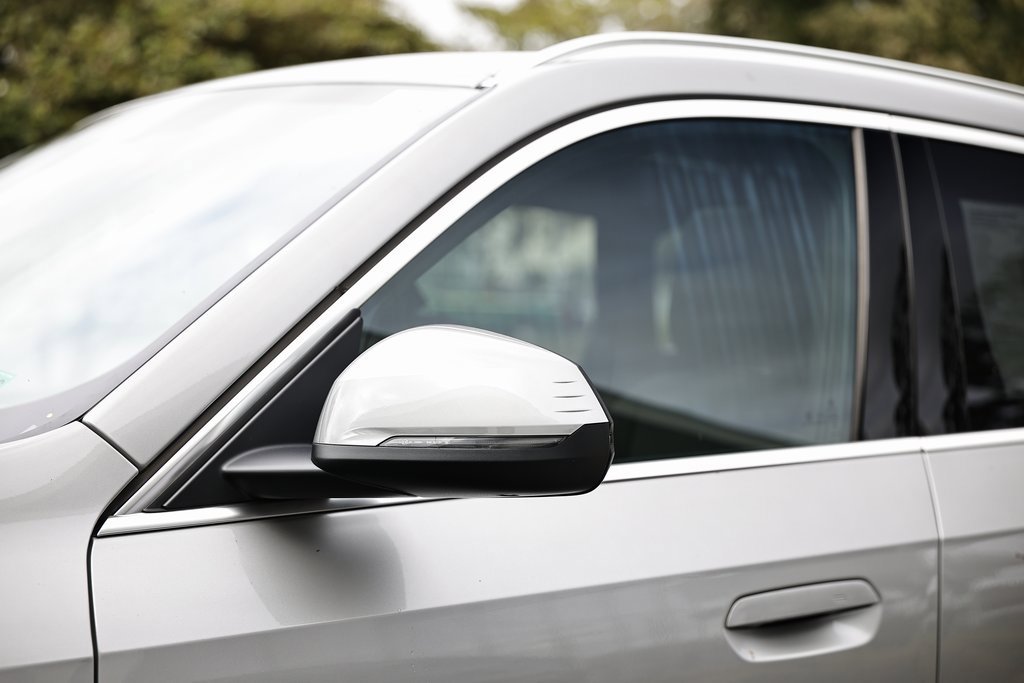 New 2026 BMW X1 xDrive28i w/ Convenience Package image 11