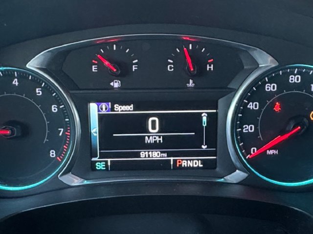 Used 2019 Chevrolet Traverse LT FWD image 11