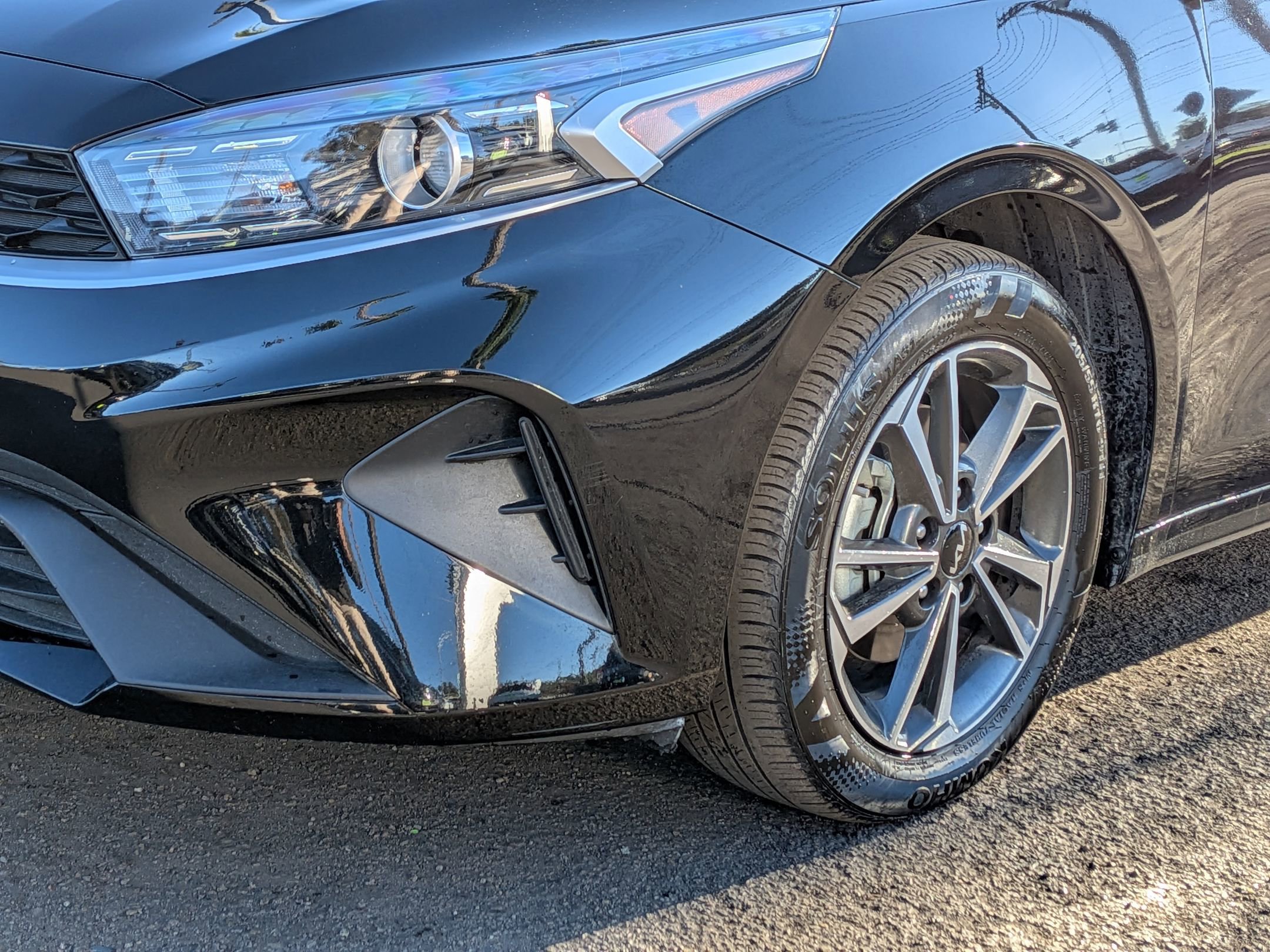 Used 2024 Kia Forte LXS image 11