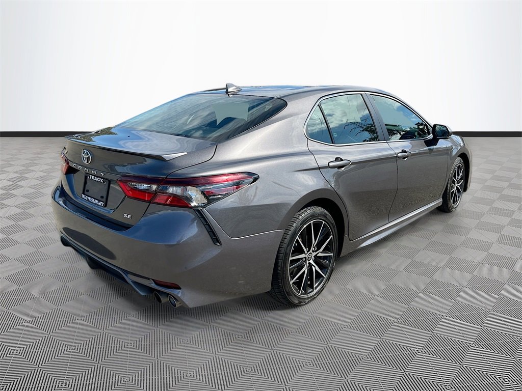 Used 2023 Toyota Camry SE image 7