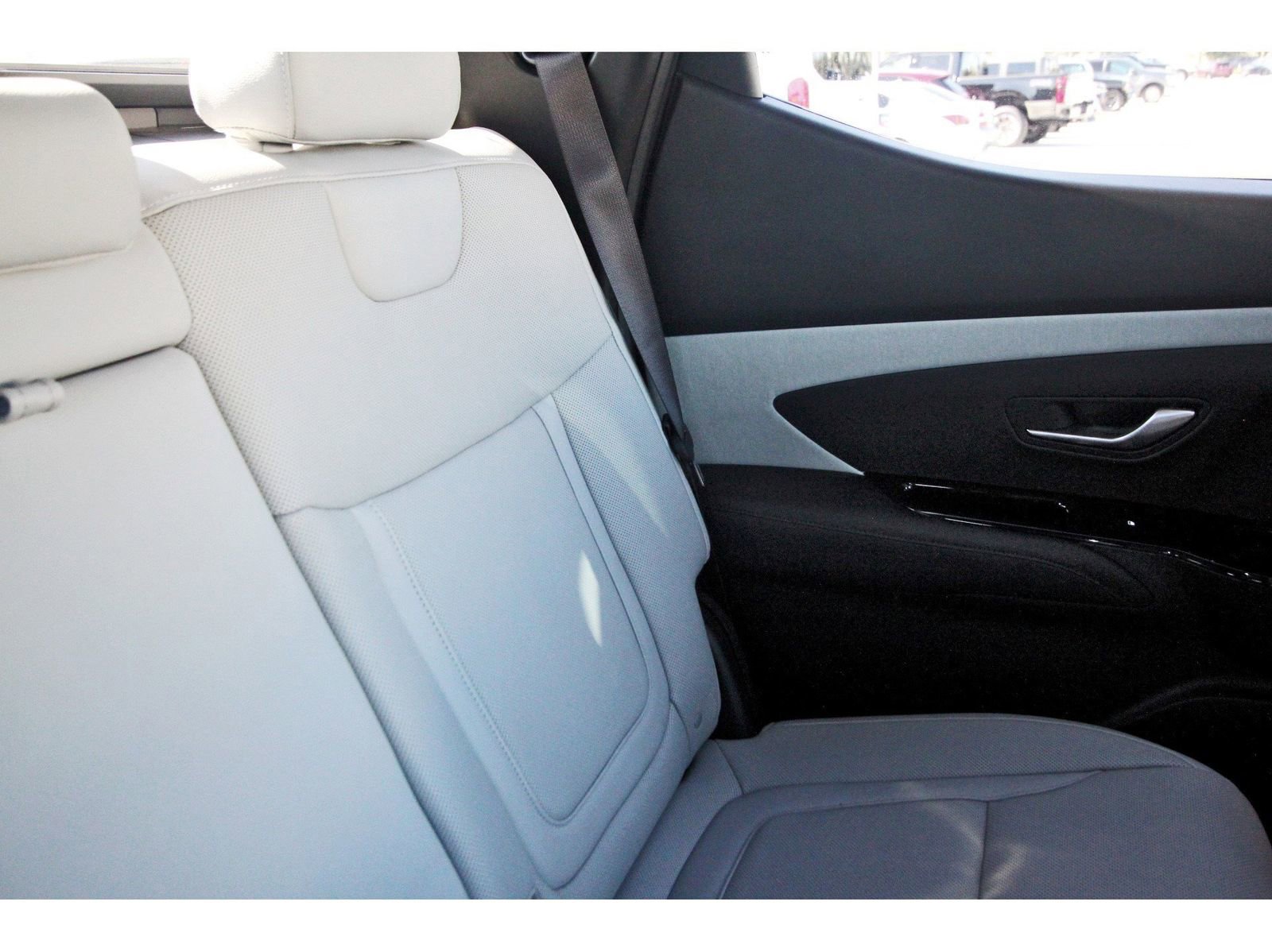 Certified 2025 Hyundai Santa Cruz Limited image 15