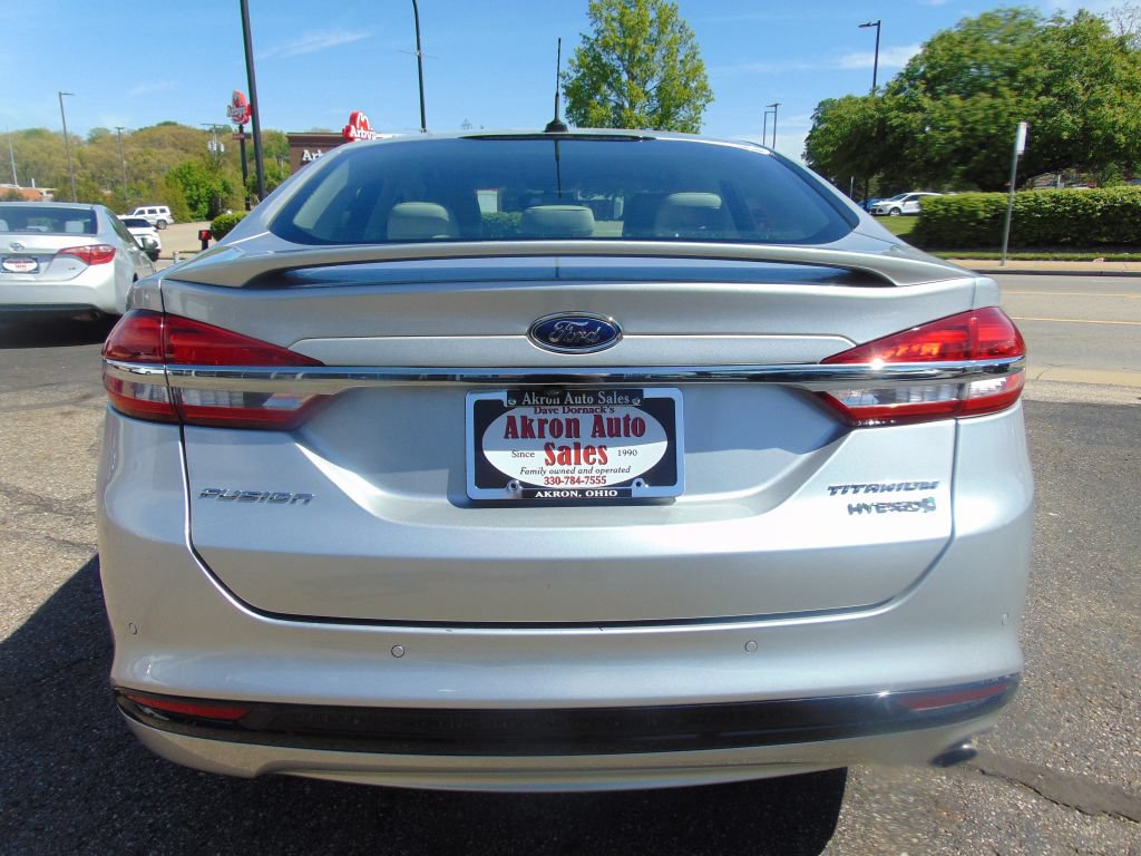 Used 2018 Ford Fusion Titanium FWD image 35