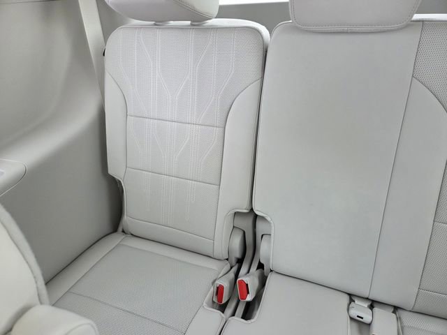 New 2026 Buick Enclave Avenir w/ Super Cruise Package AWD/4WD image 60