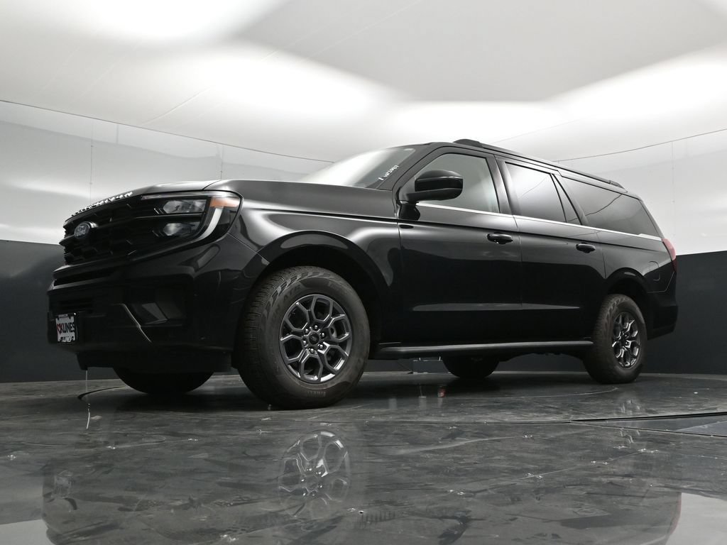 Used 2025 Ford Expedition Max Active AWD/4WD image 57
