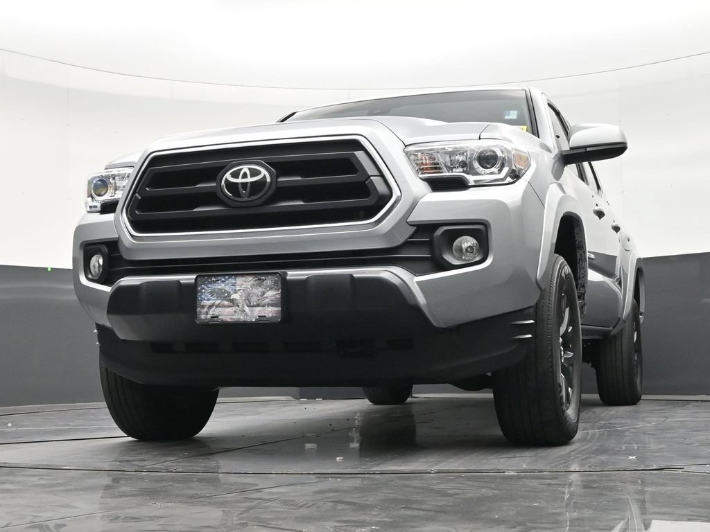 Used 2023 Toyota Tacoma SR5 RWD image 27