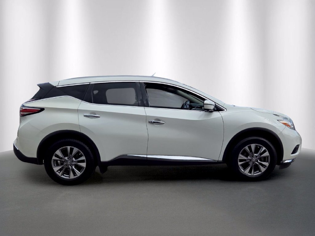 Used 2017 Nissan Murano SL FWD image 2