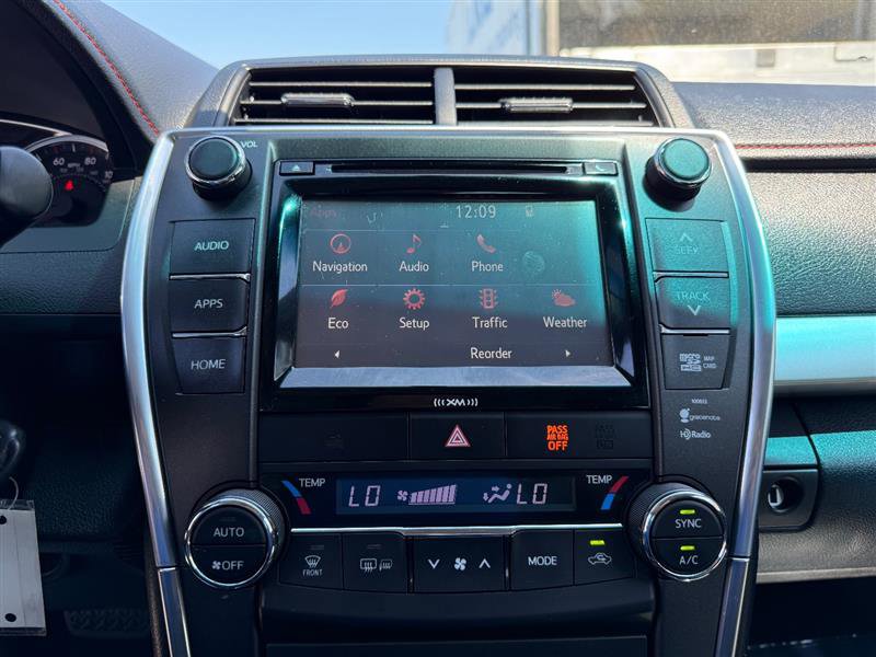 Used 2016 Toyota Camry XSE w/ Moonroof Package FWD image 38