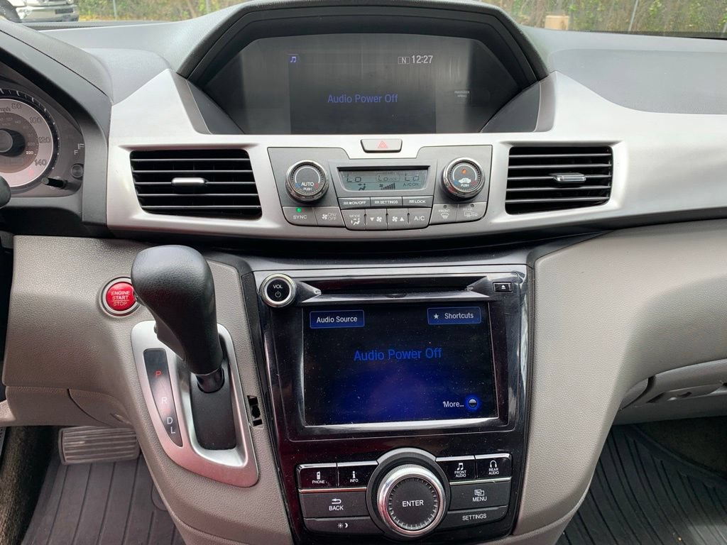 Used 2016 Honda Odyssey SE image 17