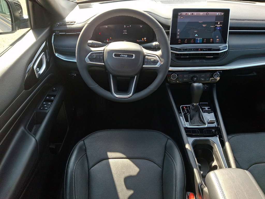 Used 2023 Jeep Compass High Altitude image 22