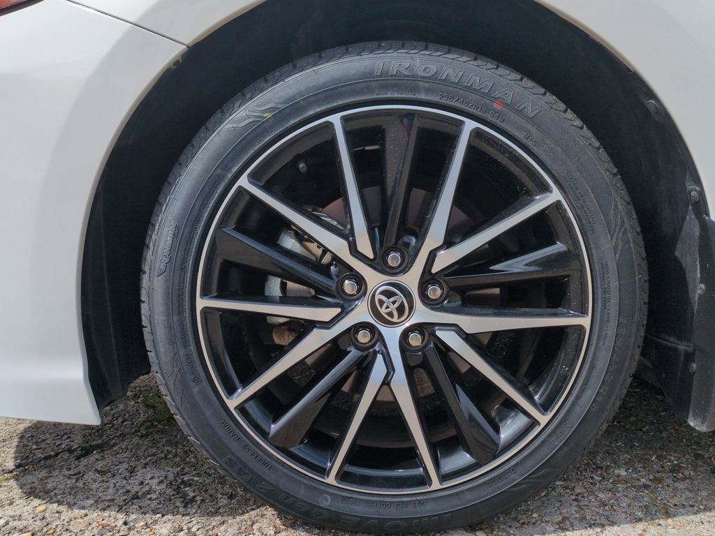 Used 2024 Toyota Camry SE FWD image 12