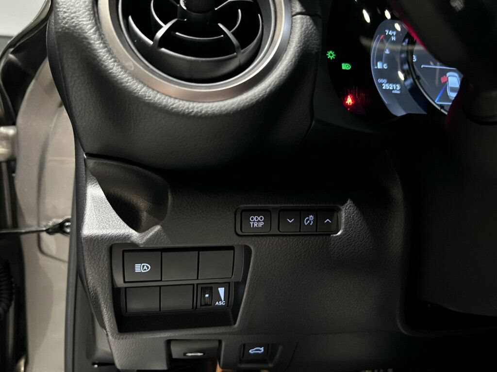 Used 2021 Lexus IS 350 F Sport RWD image 40