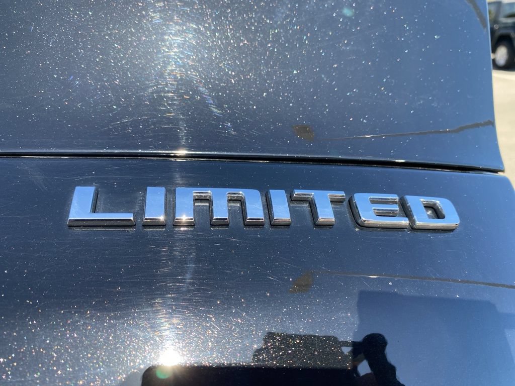 Used 2023 Jeep Grand Cherokee L Limited w/ Trailer Tow Group (B) AWD/4WD image 23