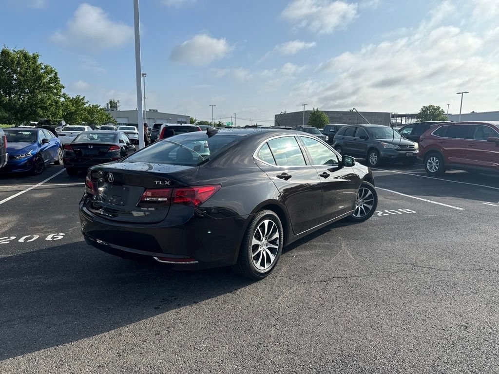 Used 2017 Acura TLX w/ Technology Package FWD image 7