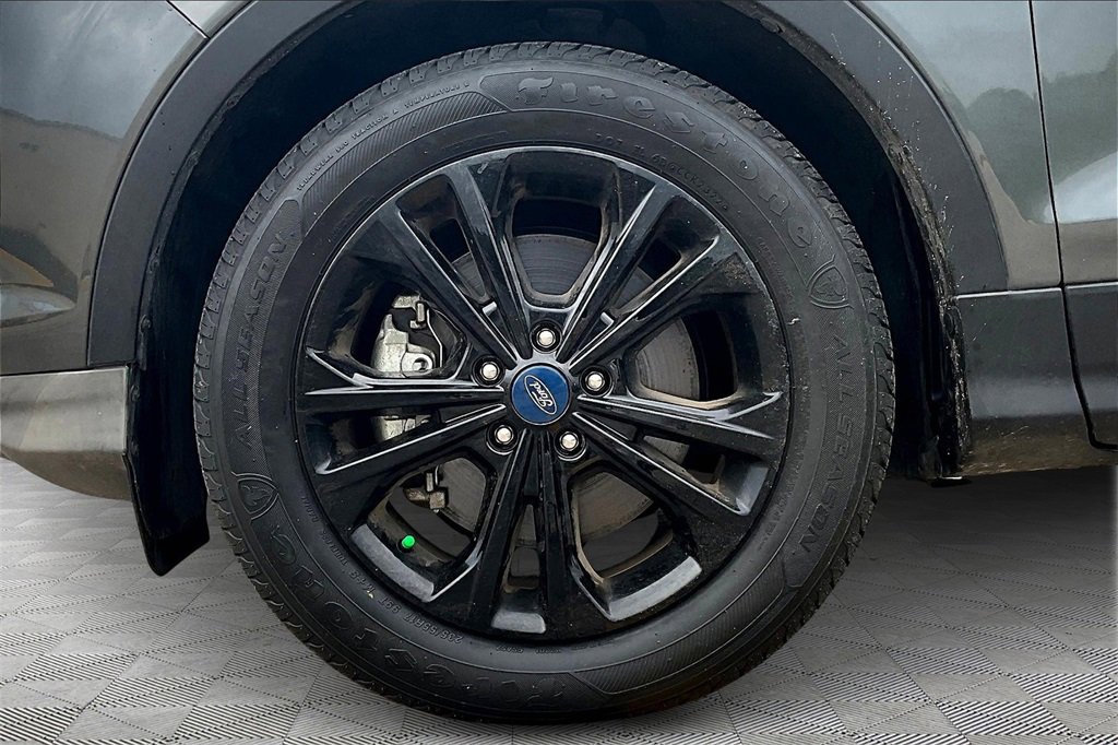 Used 2019 Ford Escape SE image 9